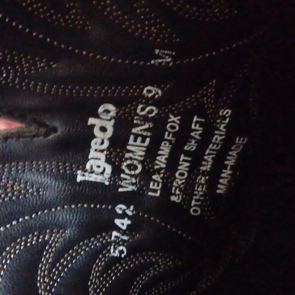 Laredo Distressed Look cowgirl boots,  New Without Tags, Sz 9 - Picture 6 of 7